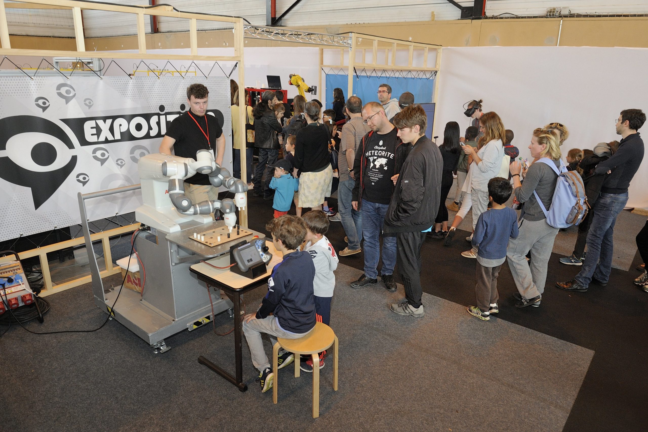 Festival de Robotique de cachan-espace exposition